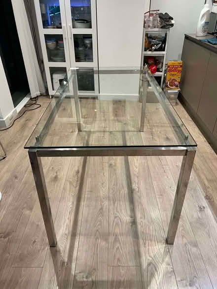 Photo of free Glass Dining Table (Stratford E15) #4