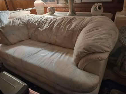 Photo of free Love seat (Manchester goffstown Rd) #2