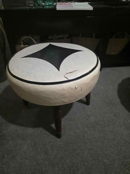 Photo of free Vintage stool (E16) #1