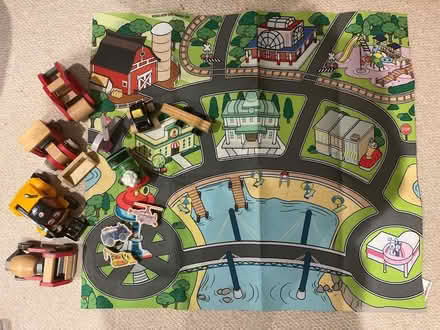 Photo of free Selection of cars and road map (RH12) #1