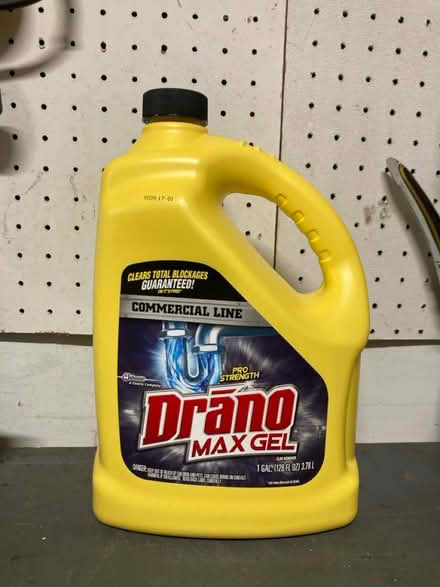 Photo of free Various cleaning products (Parsippany) #3