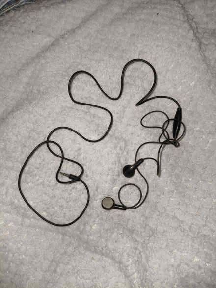 Photo of free Headphones (SW15) #1