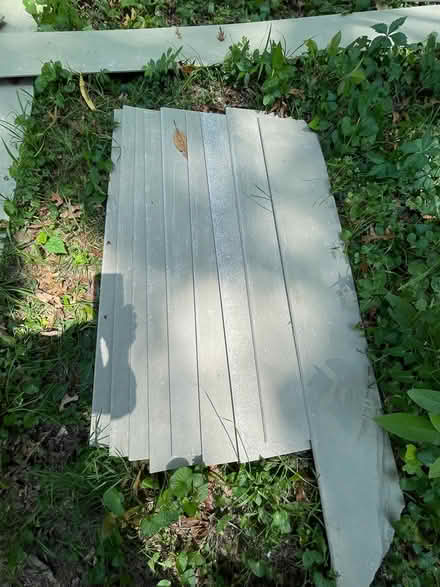 Photo of free New Hardie Board Siding (Palisades NW) #3