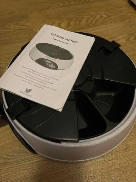 Photo of free Automatic pet feeder (Hanover BN2) #2