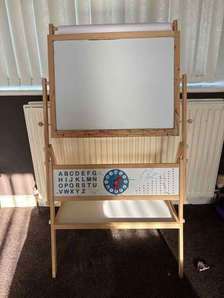 Photo of free Kid's Reversible Easel (Marshfield BD5) #2