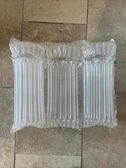 Photo of free Bubble pack for 3 bottles (KT11) #1