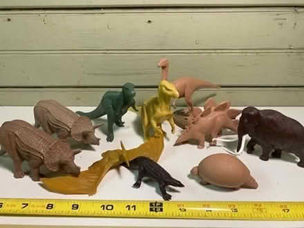 Photo of free Model dinosaurs antique (Nr Fresh Pond & Mt Auburn Cem.) #2