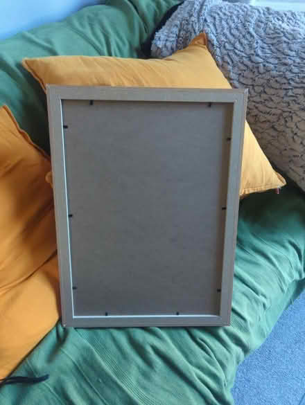 Photo of free Frame (G42) #4