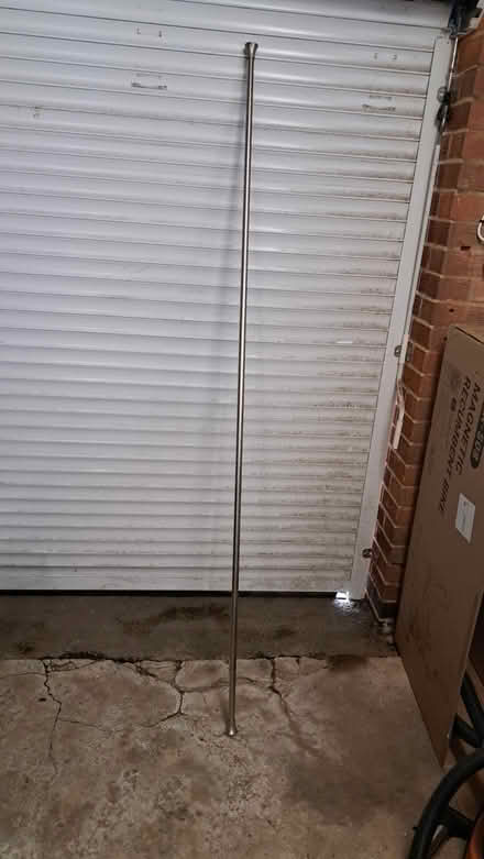 Photo of free Extending curtain pole (Stubbington PO14) #1