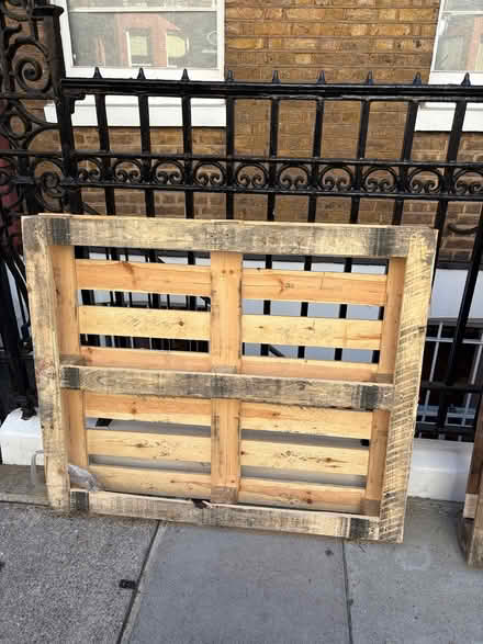 Photo of free 3 Pallets (Marylebone W1U) #3