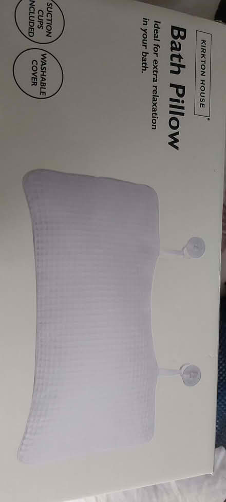 Photo of free bath pillow (Moseley B13) #2
