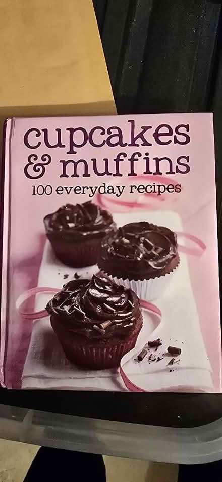 Photo of free Cupcakes and muffins recipe book (Great Moor SK7) #1