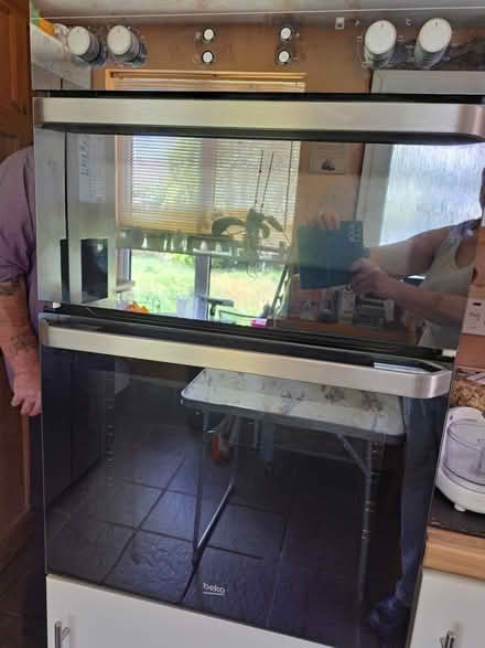 Photo of free Beko built in double fan oven with easy grip control knobs (IP5) #1