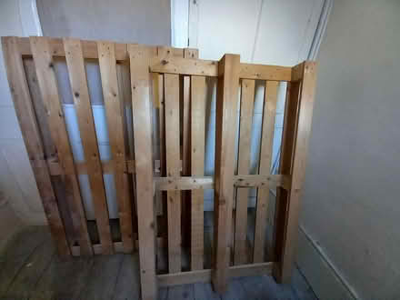 Photo of free 2 very clean pallets (Portsmouth PO1) #1