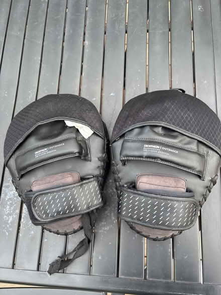 Photo of free Decathlon outshock sparing gloves (TW7) #1