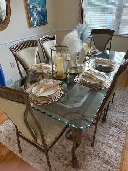 Photo of free Dining Room Set (Penn Hills) #2