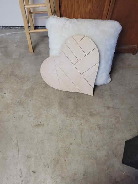 Photo of free Large Wooden Heart (Dena Dr. McKinleyville) #2