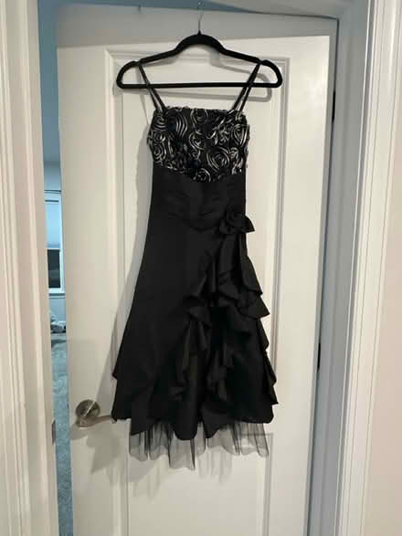 Photo of free Prom/Formal Dresses (Waldorf) #4