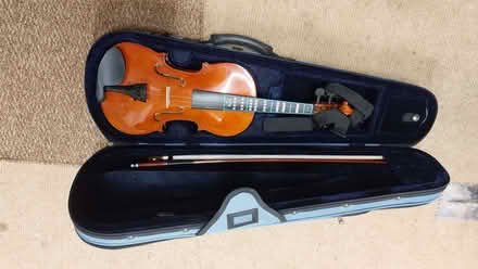 Photo of free Pair of violins with cases (Hornby LA2) #1