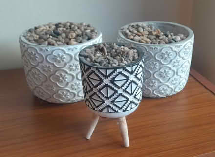 Photo of free 3 small ceramic plant pots (Burgess hill) #1