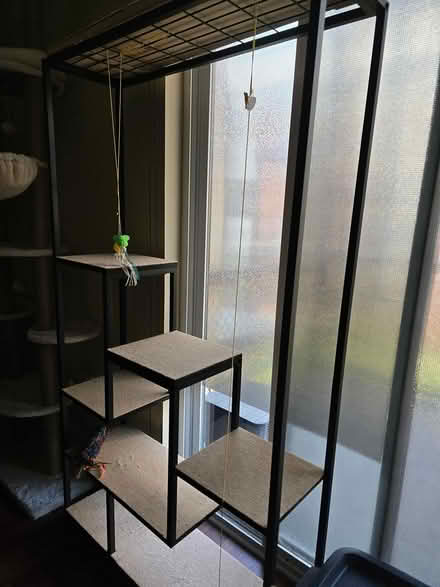 Photo of free Cat Tower/Plant Stand (Near Eskenazi Hospital and VA) #2