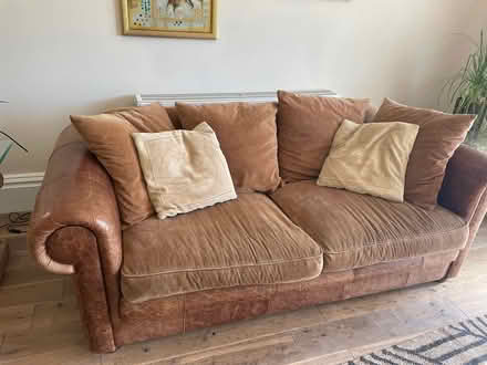 Photo of free Sofa (B57sn) #2