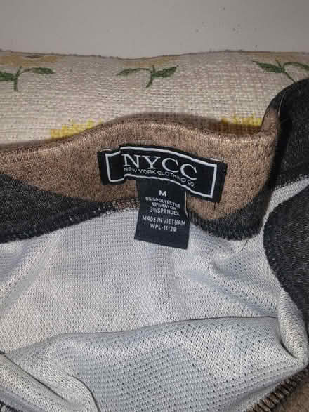 Photo of free Skirt (Prospect heights.) #2