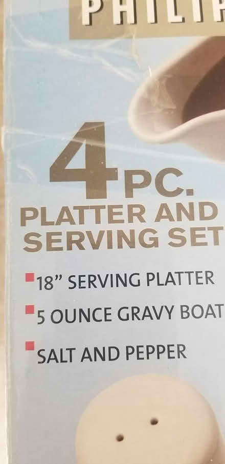 Photo of free Kitchen stuff - platter serving set (Markham & 14) #1