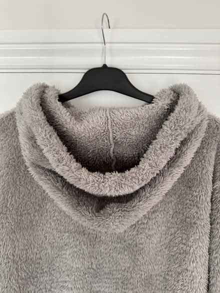 Photo of free 2x womens quarter zip sweatshirt fleeces. Size medium (Barton TQ2) #3