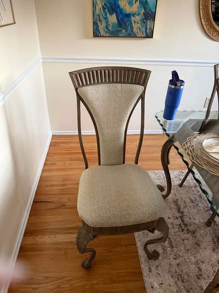 Photo of free glass dining room set (Penn Hills) #1