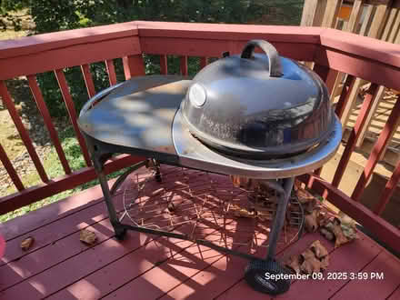 Photo of free Weber Charcoal Grill w/ Cart (Off of Columbia Rd) #2