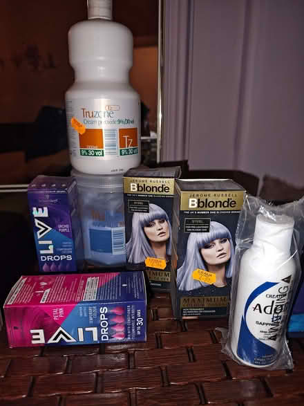 Photo of free Hair dye like toners, bleach etc (Shiregreen S5) #1