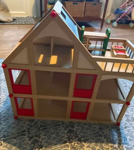 Photo of free Dolls house (Corsham SN13 0AU) #1