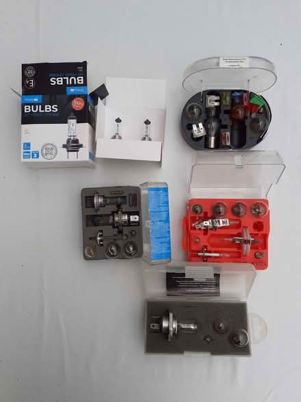 Photo of free Car bulbs (Glenleigh Park TN39) #2