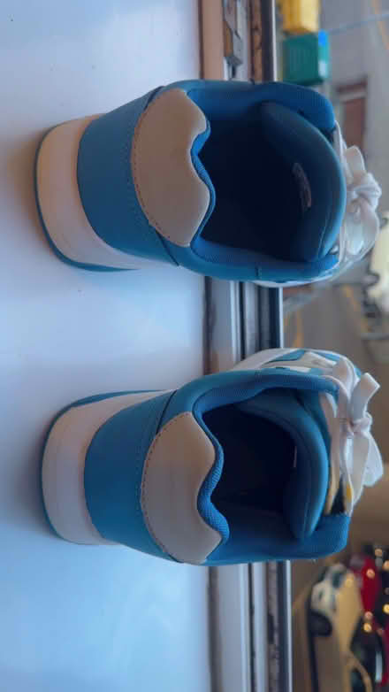 Photo of free Shoe (Luton LU1) #3