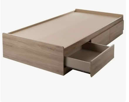 Photo of free Platform bed (Prospect park south) #1