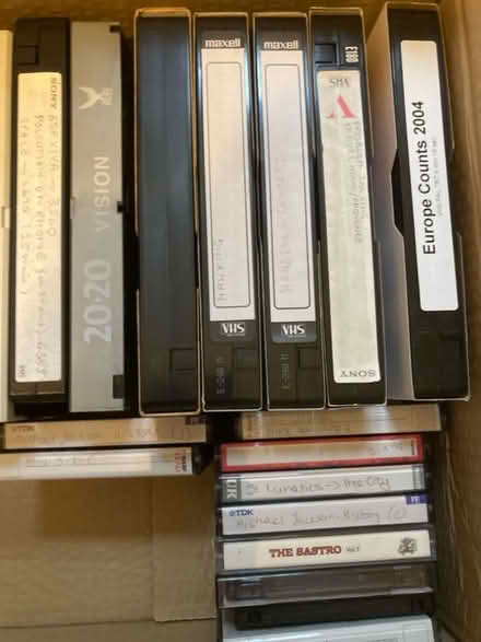 Photo of free VHS and audio cassette tapes (Chineham RG24) #1