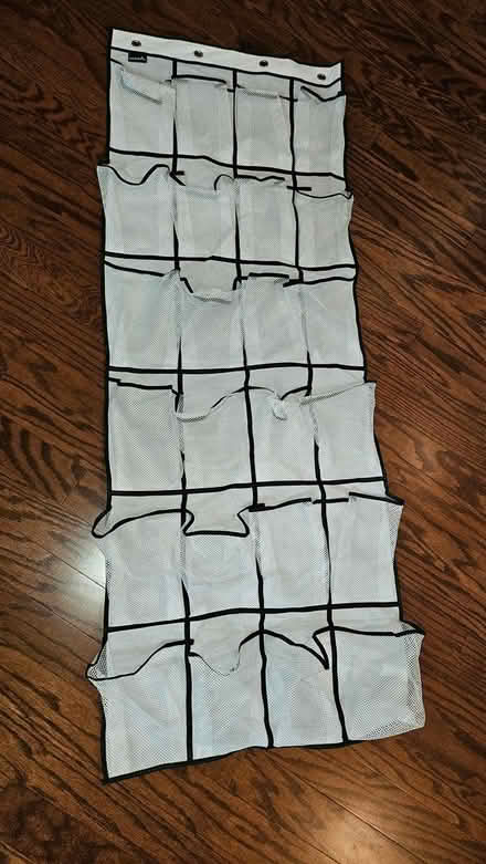 Photo of free Over the door organizer (by luxmanor school) #1