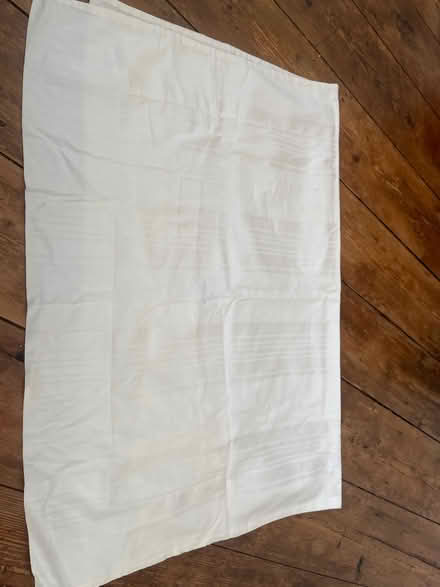 Photo of free Huge cotton pillow case 92 X 62 cm (East Didsbury/Burnage M19) #2