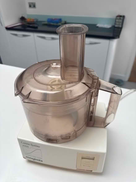 Photo of free Magimix 4000 food processor and accessories (Waterlooville PO8) #1