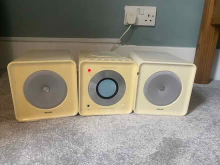 Photo of free Philips Docking Entertainment (Stockwell) #1