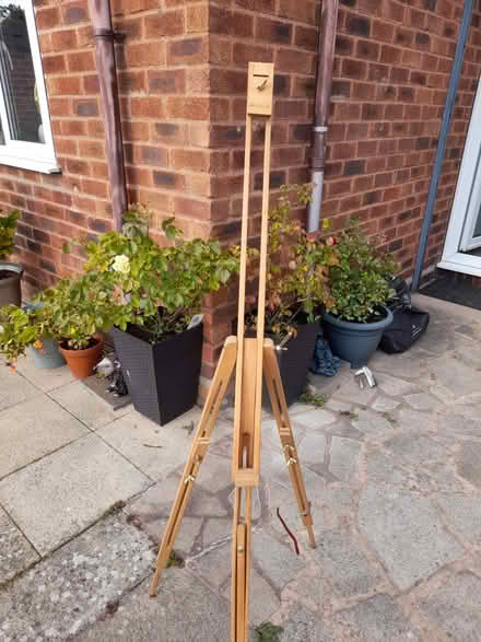Photo of free Easel (Cookhill B49) #1