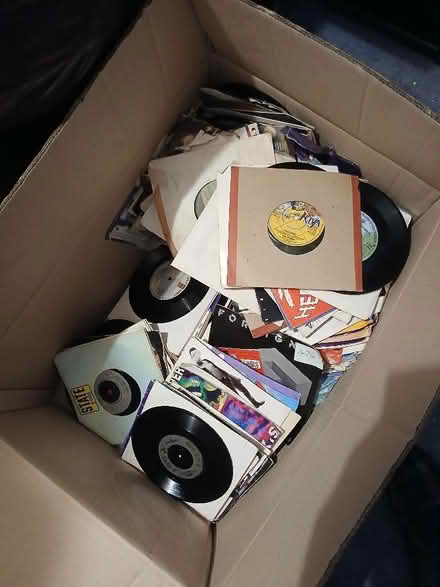 Photo of free Approx. 200 45rpm vonyl single recordss (Blakenall WS3) #1