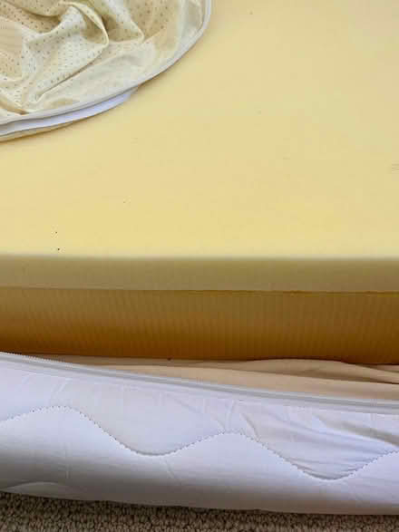 Photo of free LaZboy 5" memory foam topper queen (Pt Richmond) #3