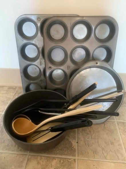 Photo of free Assorted kitchen implements (Phinney) #1