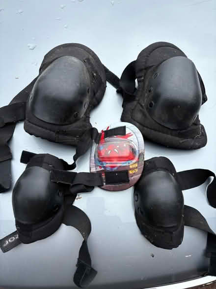 Photo of free Knee Pads/Wrist Pads (Blauvelt, NY) #1