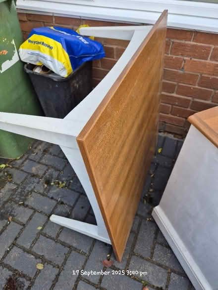 Photo of free Sideboard,tv unit and coffee table (Noctorum CH43) #3