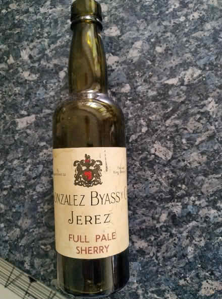 Photo of free Old bottle (Kennington OX1) #1