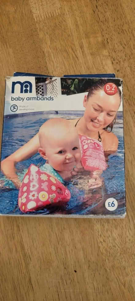 Photo of free Baby arm bands pink (Billinge WN5) #1