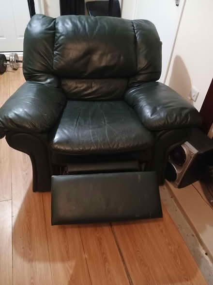 Photo of free Dark green reclining comfy chair (Rawnsley WS12) #2